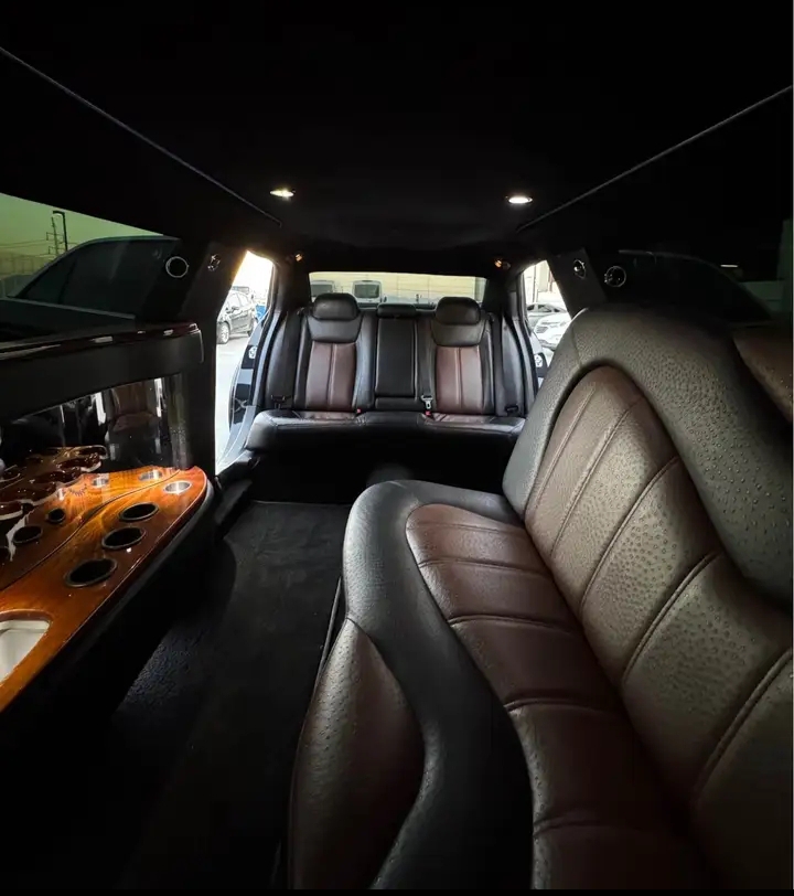 2014 Chrysler 300 Limousine