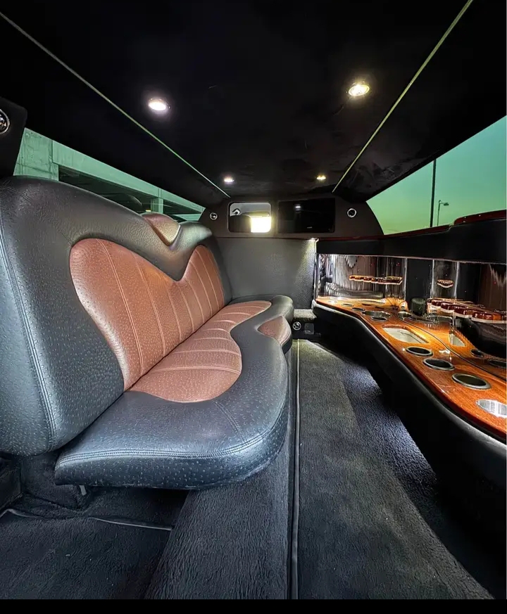 2014 Chrysler 300 Limousine