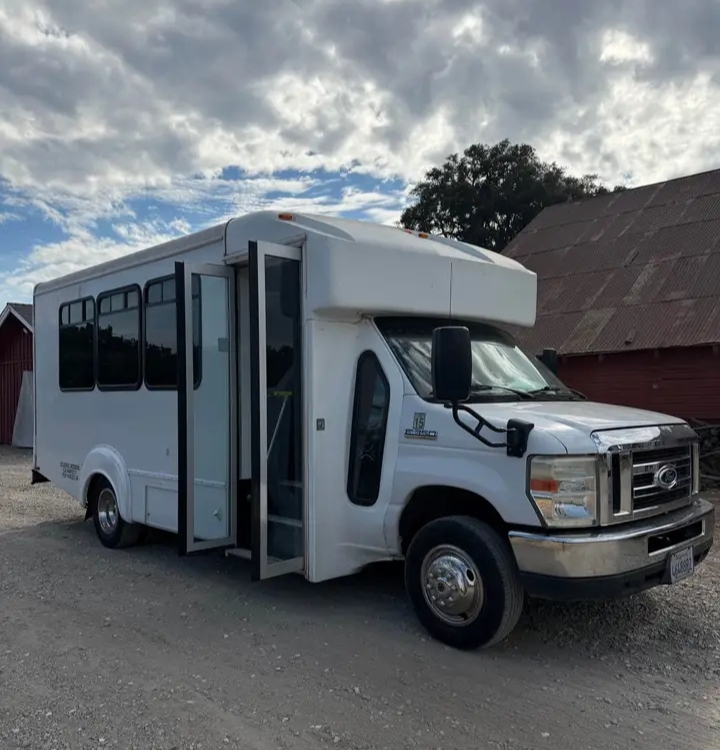 2016 Ford E-350 Party Bus