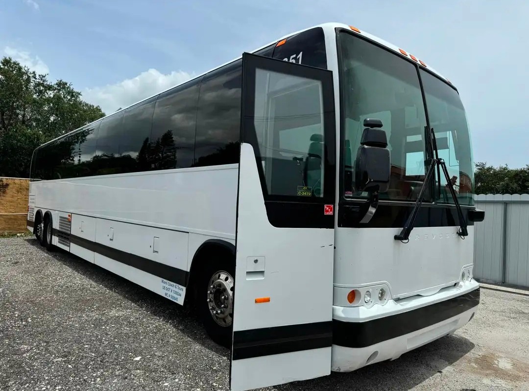 2011 Prevost X3-45 Motorcoach – Charter-Ready & Well Equipped
