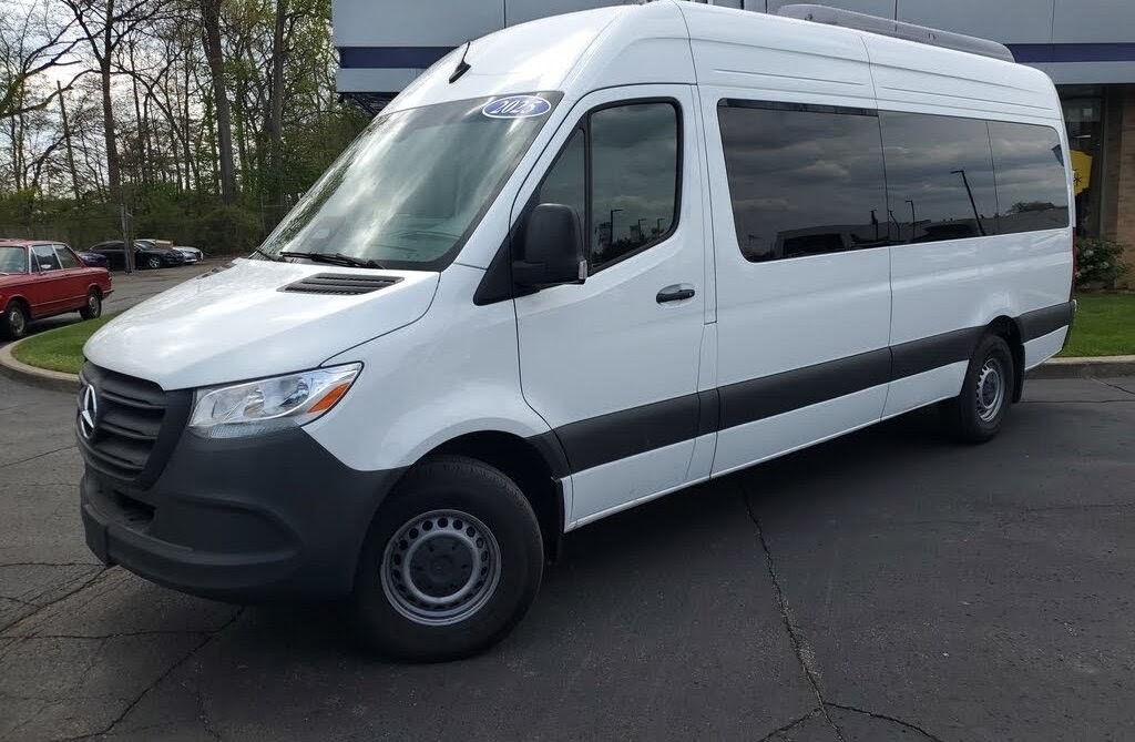 2025 Mercedes-Benz Sprinter 2500 170 High Roof Passenger Van RWD