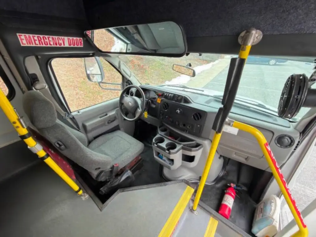 2018 Ford E-350 Shuttle Bus with Wheelchair Lift