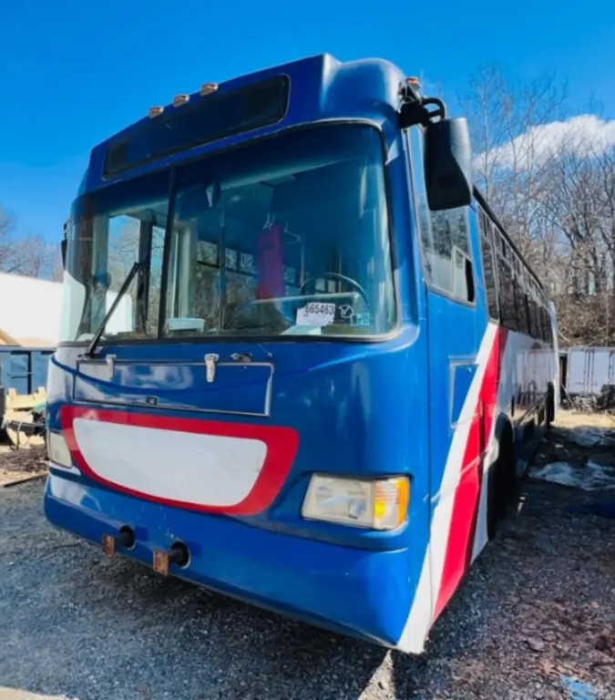 2008 Freightliner X-Line Bus