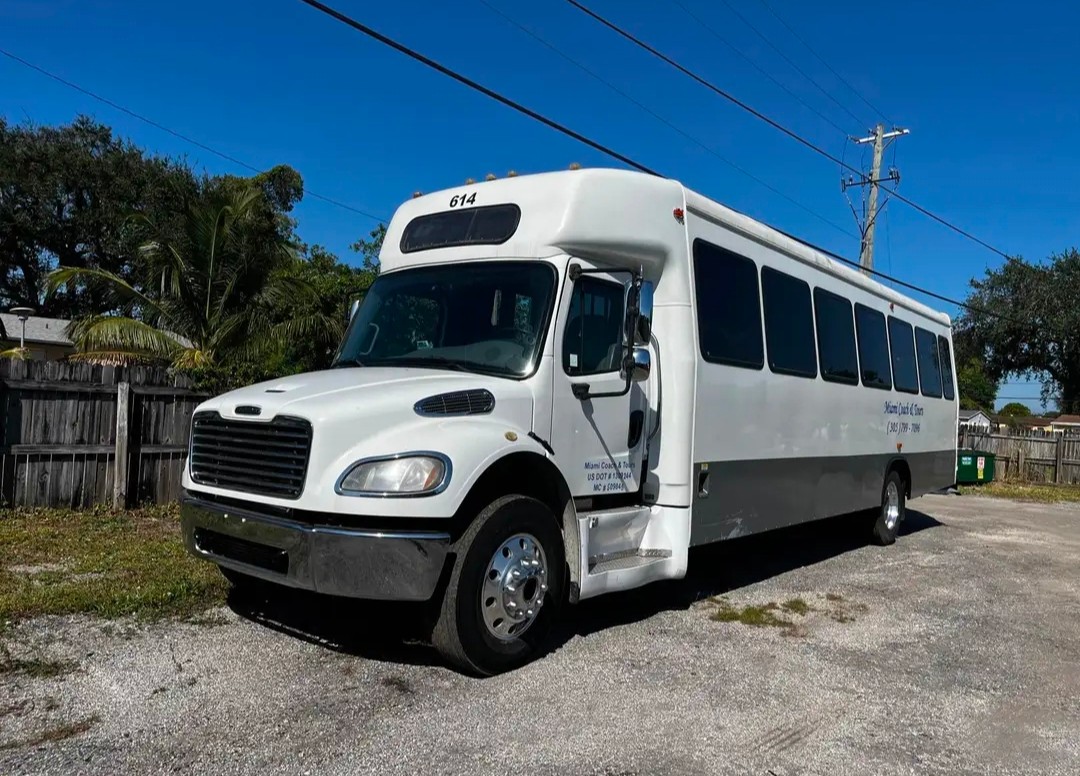 Well-Maintained 2015 Freightliner M2 Ameritrans Shuttle Bus
