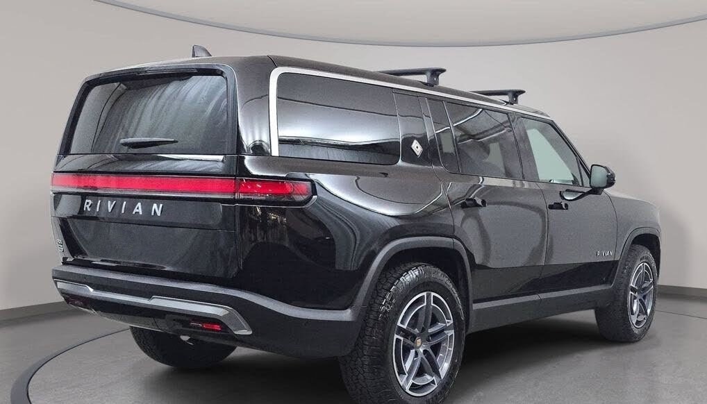 2025 Rivian R1S Adventure Dual Motor -SUV