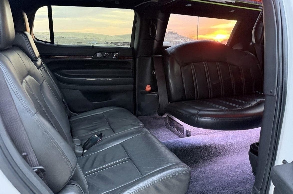 2014 Lincoln MKT Executive Stretch