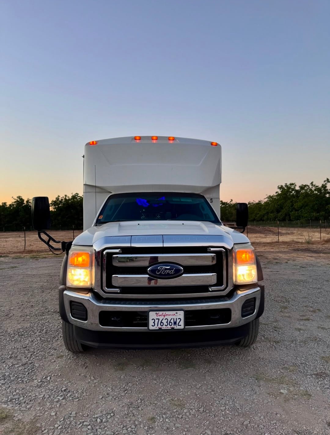 2016 Ford F-550 Gasoline Limo Bus – Premium Party Bus Setup