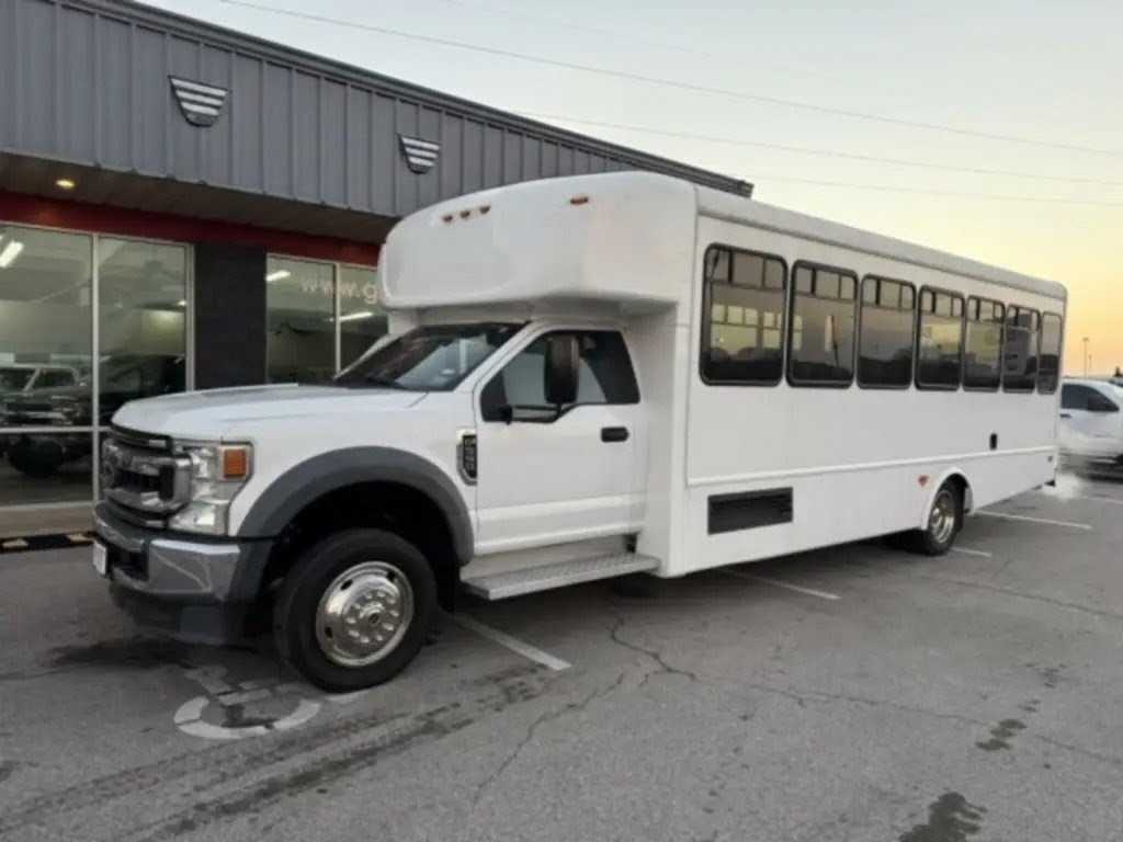 2021 Ford F-550 Bus