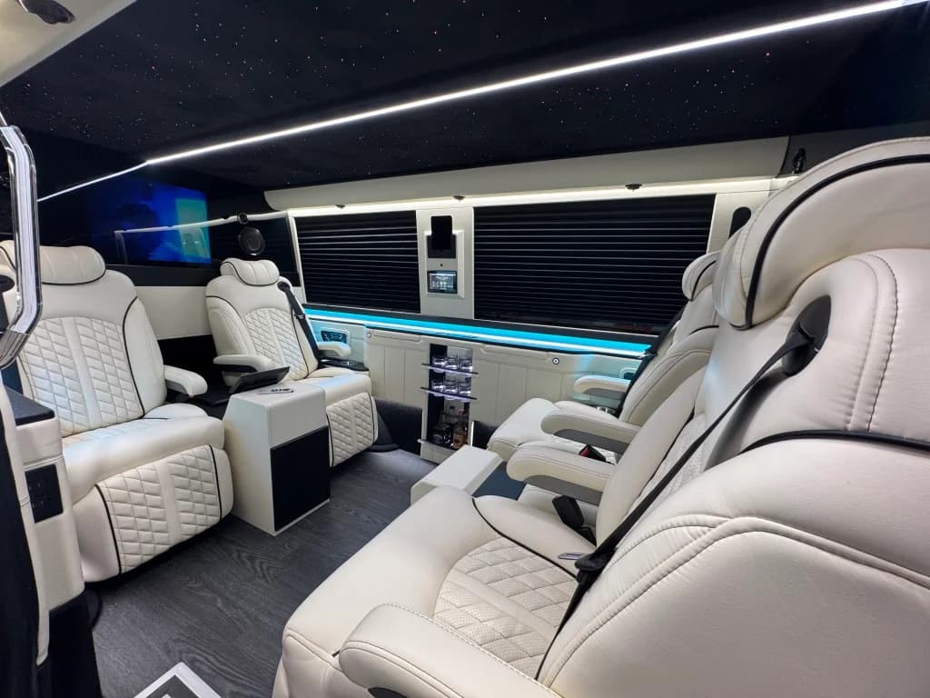 2026 Mercedes-Benz Sprinter 144 Executive CEO