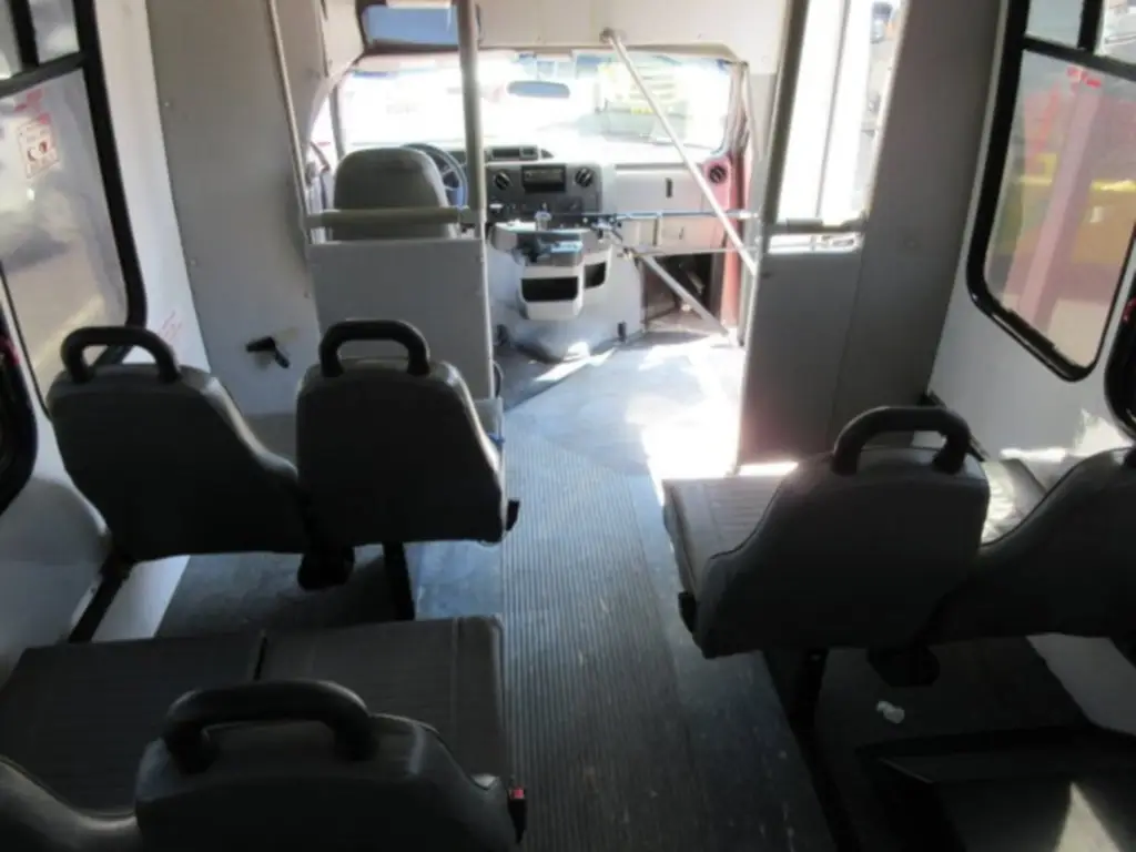 2013 Ford Econoline E-350