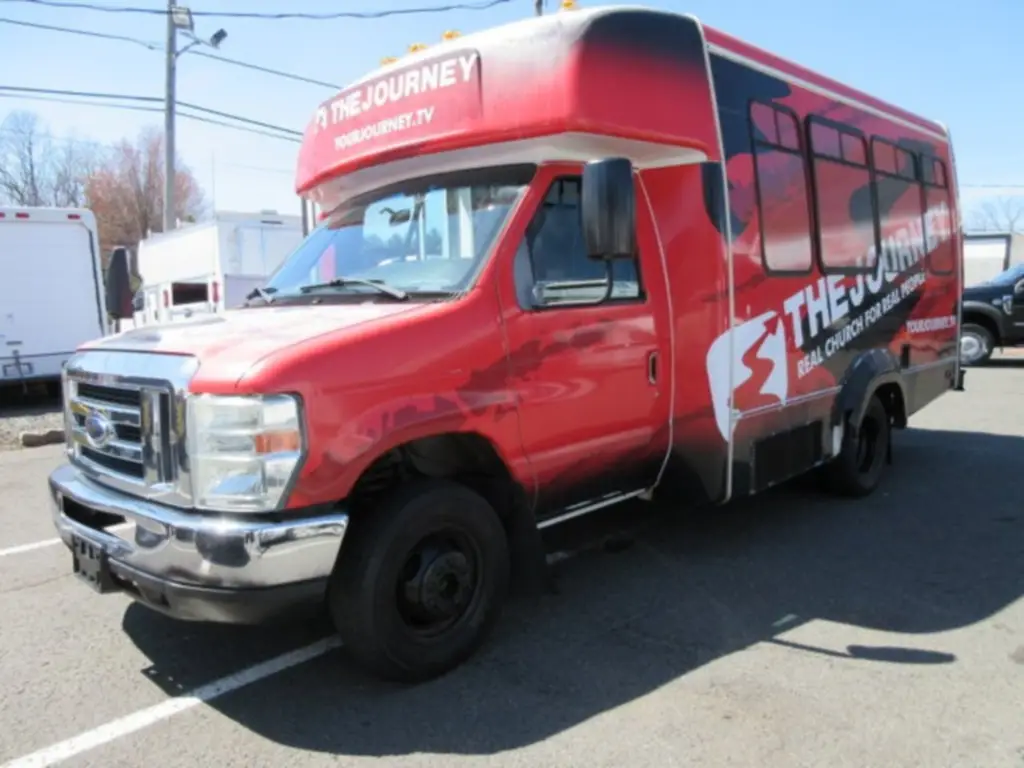 2013 Ford Econoline E-350