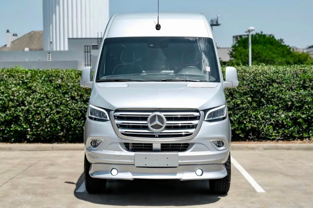 2023 Mercedes-Benz Sprinter 2500 Luxury Van with Premium Interior