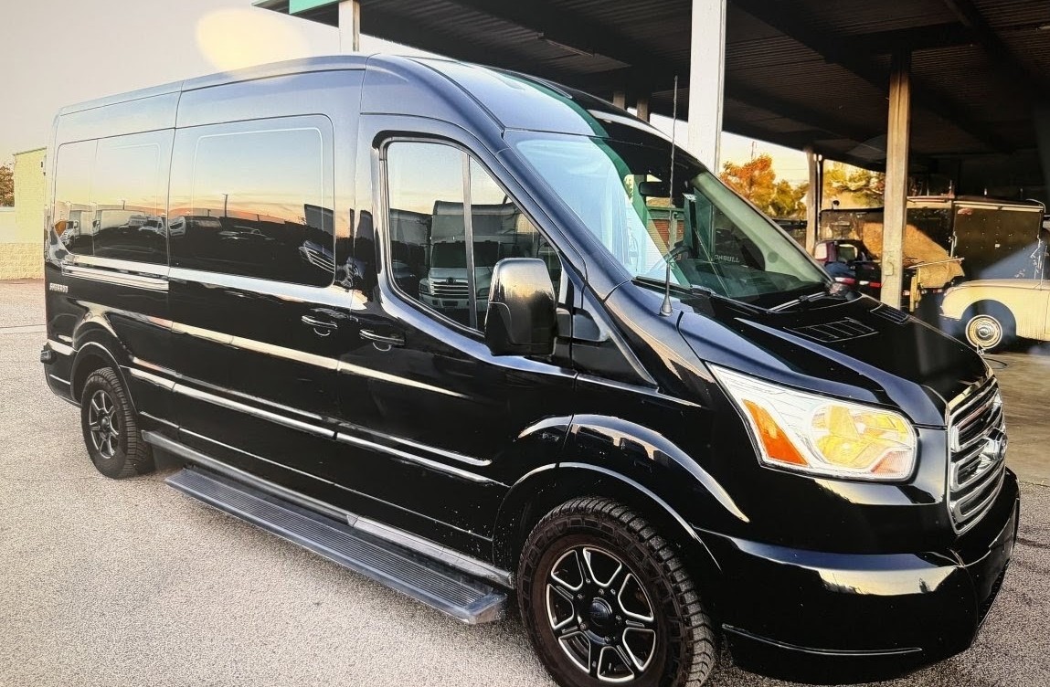 2019 Ford Transit 350 – Executive Van