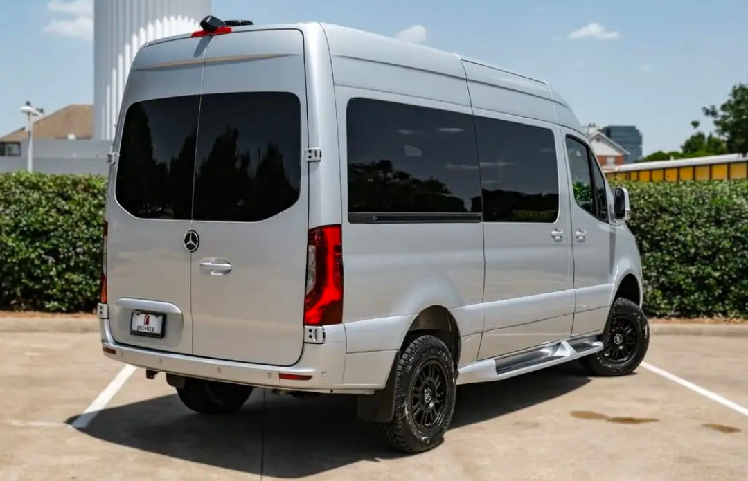 Luxury 8-Passenger 2023 Mercedes-Benz Sprinter 2500 AWD