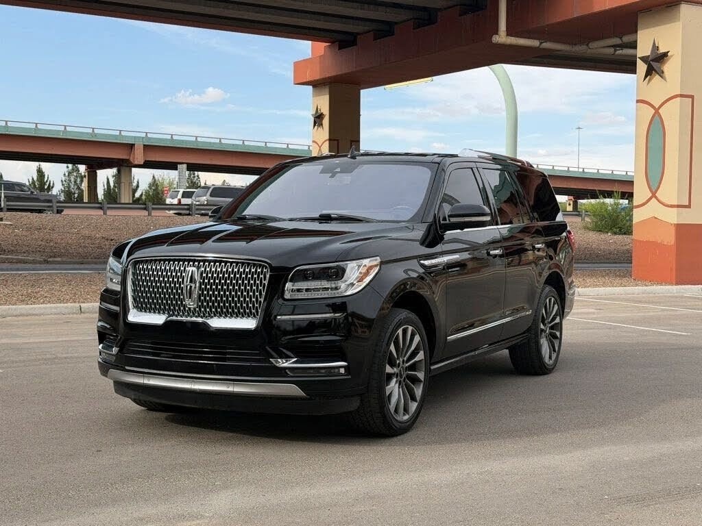 2018 Lincoln Navigator Select RWD