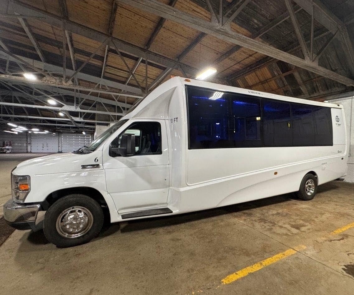 2019 Ford E-450 —Limo Bus