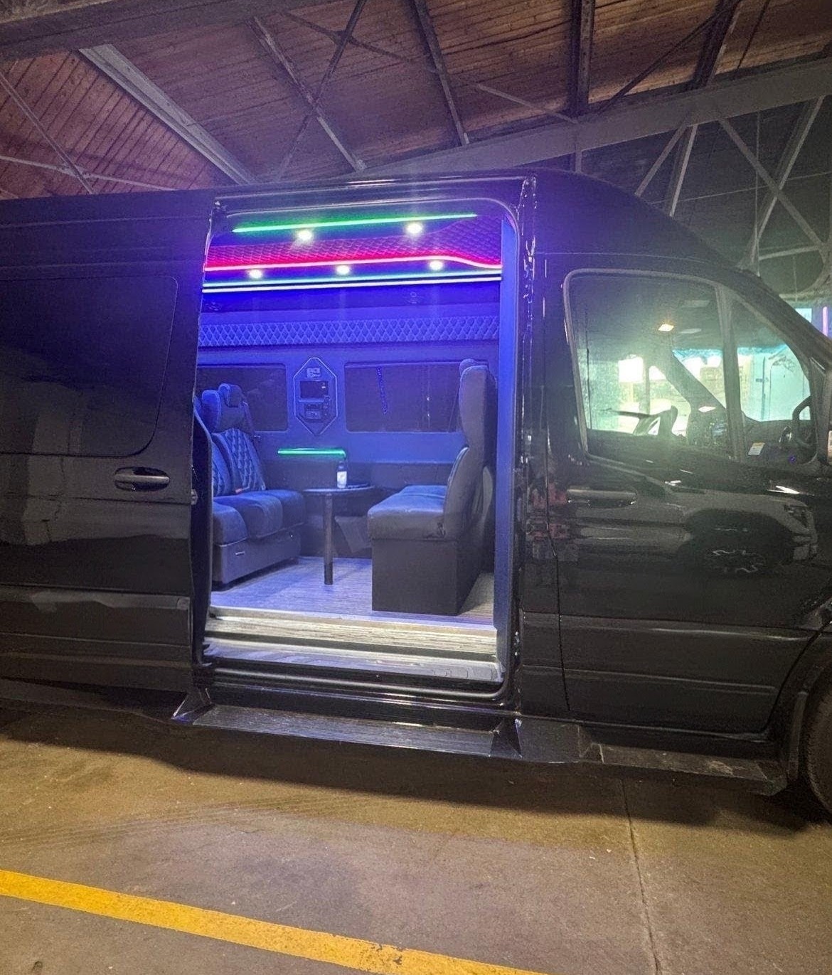 2025 Mercedes-Benz 3500 XD