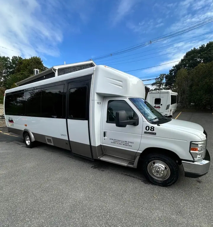 2015 Ford E-450 Limo Bus