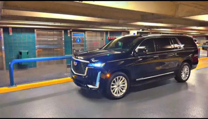 2022 Cadillac Escalade ESV SUV