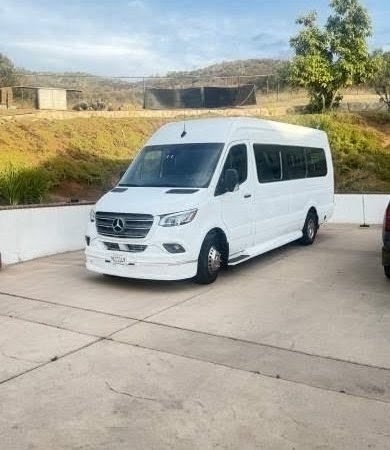 2021 Mercedes-Benz Sprinter 3500 Limo – Premium 10-Passenger Van