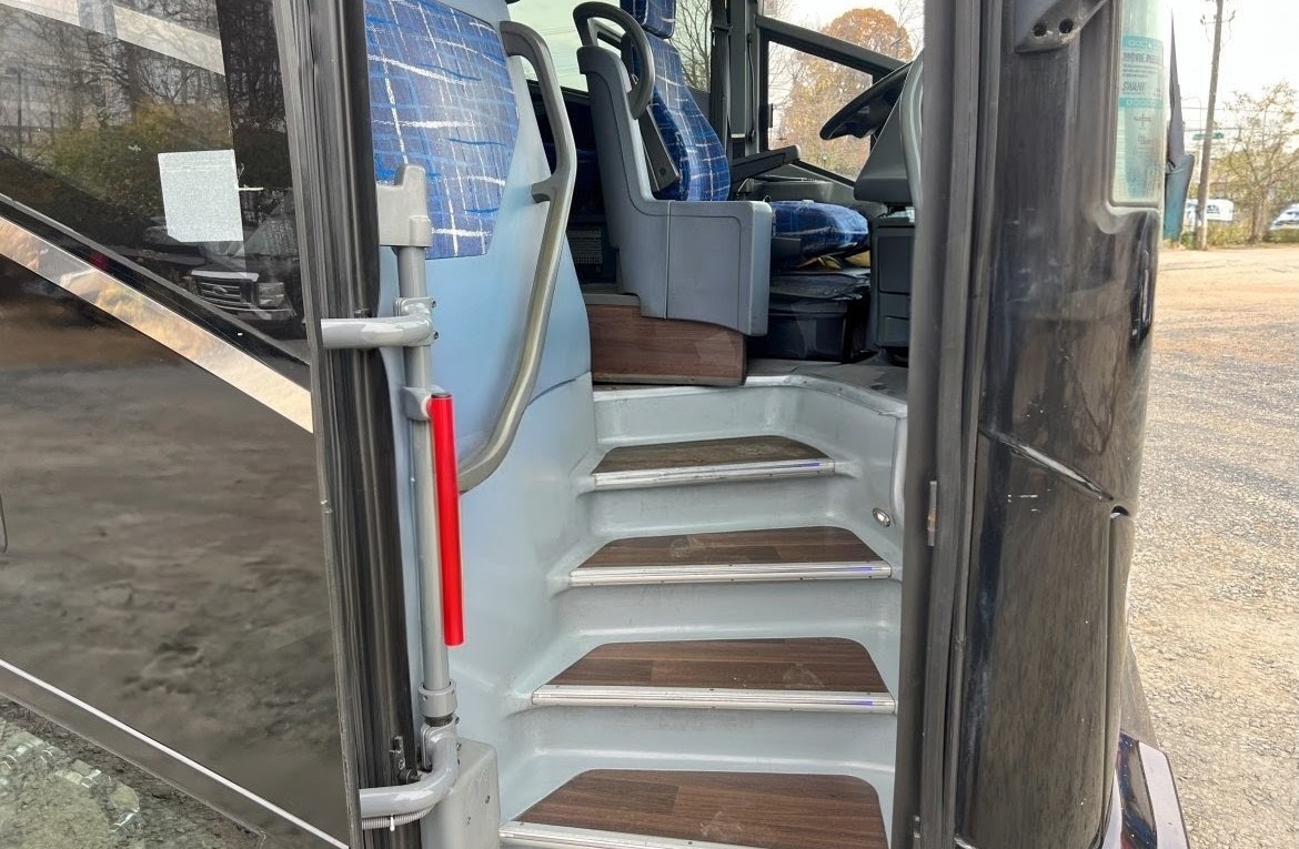 Used 2016 Van Hool CX45 Motorcoach