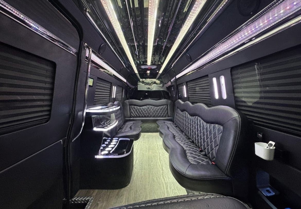 2023 Mercedes-Benz 14px Limo Van