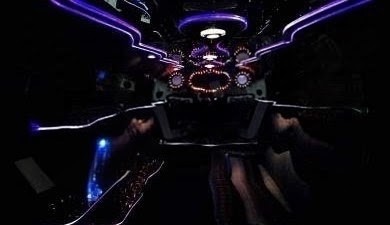 2006 Hummer H3 10-Passenger Luxury Limousine