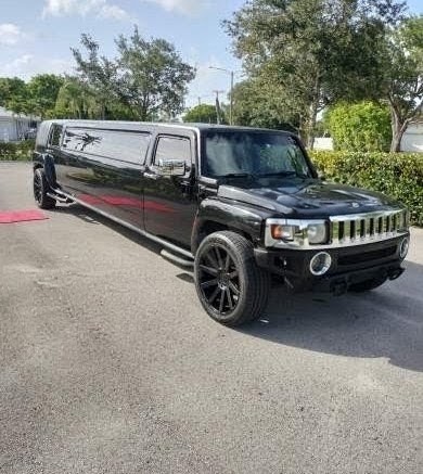 2006 Hummer H3 10-Passenger Luxury Limousine