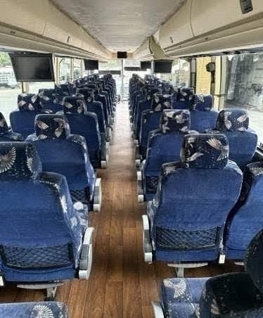 Luxury 2013 Prevost H3-45 56-Passenger Motorcoach