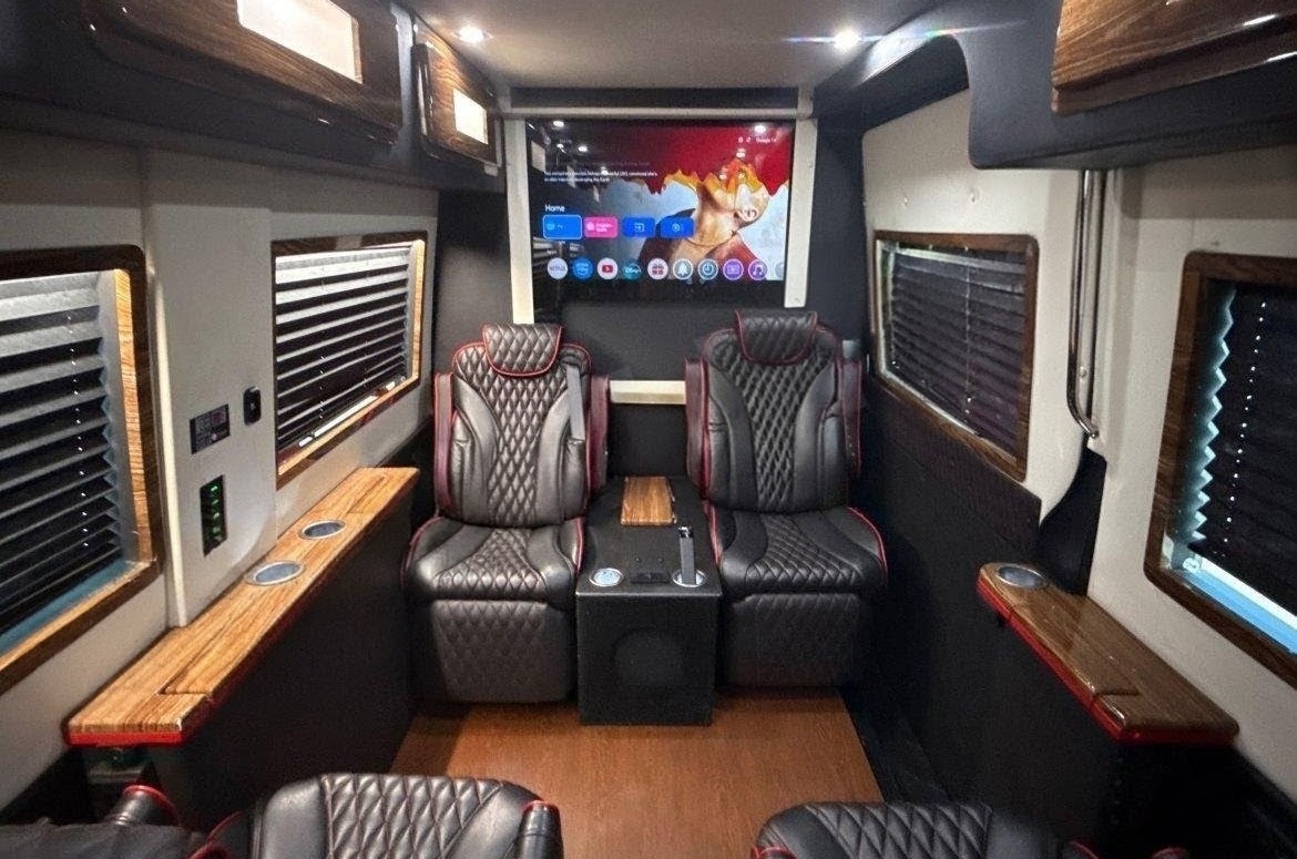 2021 Mercedes-Benz Sprinter – Luxury Executive Coach
