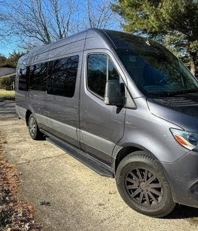 2022 Mercedes-Benz 3500XD Luxury Sprinter with Premium Interior