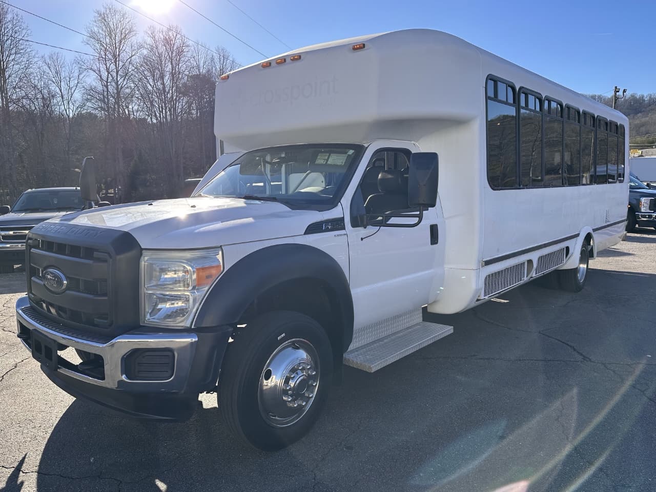2012 Ford F-550 -Shuttle Bus