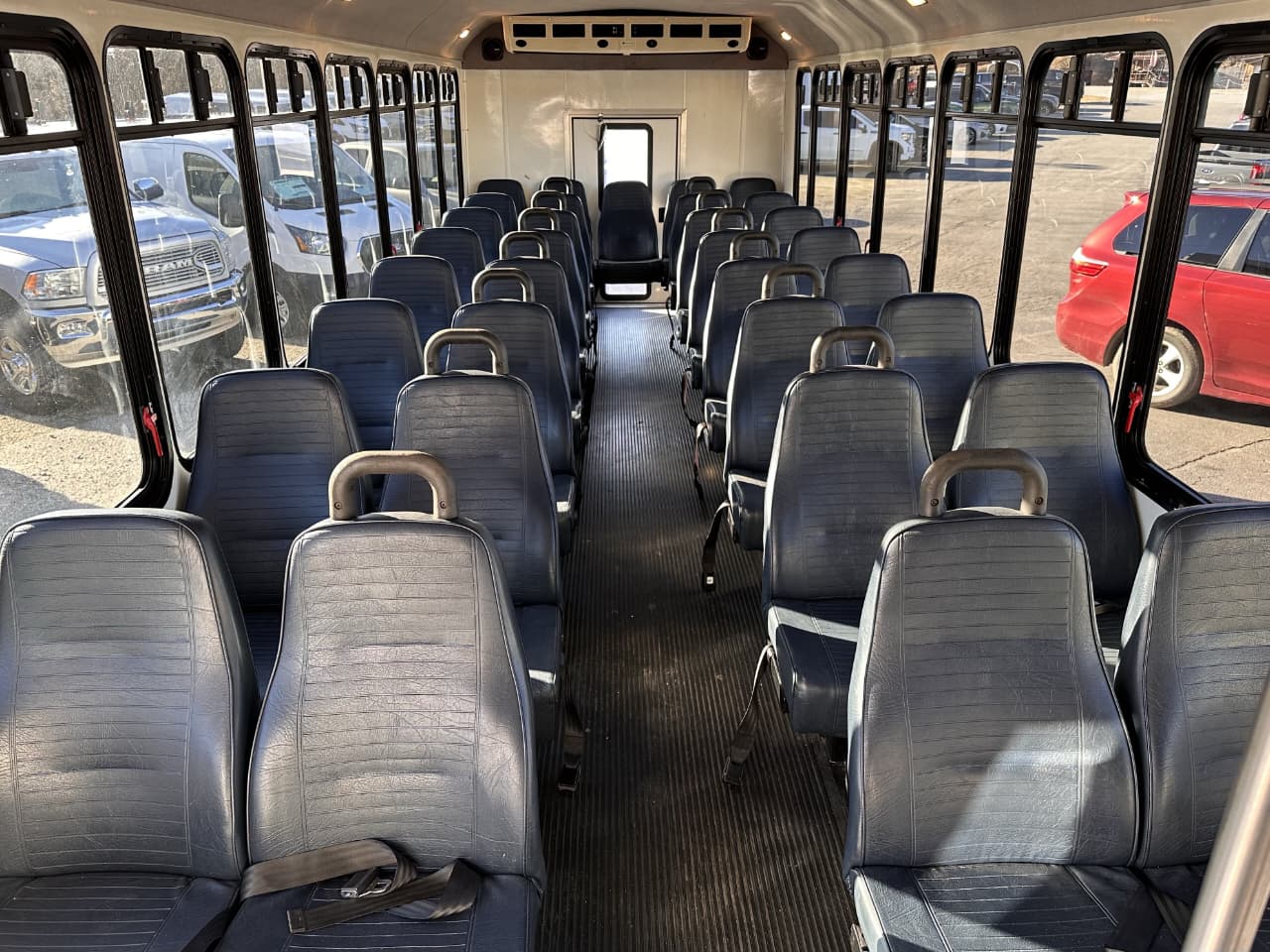 2012 Ford F-550 -Shuttle Bus