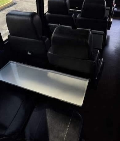 37-Passenger 2015 Freightliner GM 40 Commercial Shuttle Bus