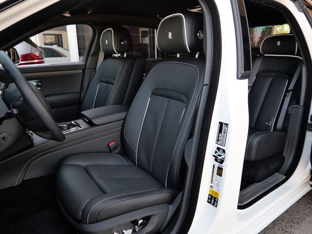 2022 Rolls-Royce Ghost -Sedan