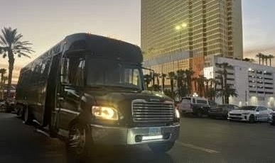 Luxury 2014 Freightliner M2 Diesel Limo Bus