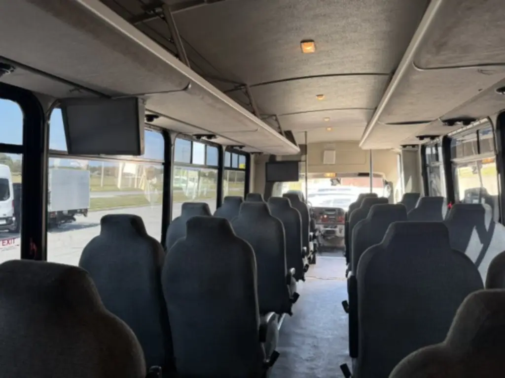 2014 Freightliner M2 106 -Shuttle Bus