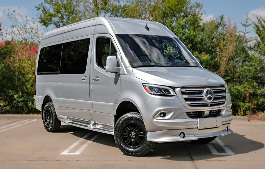 Premium 2022 Mercedes-Benz Sprinter 2500 4WD Passenger Van