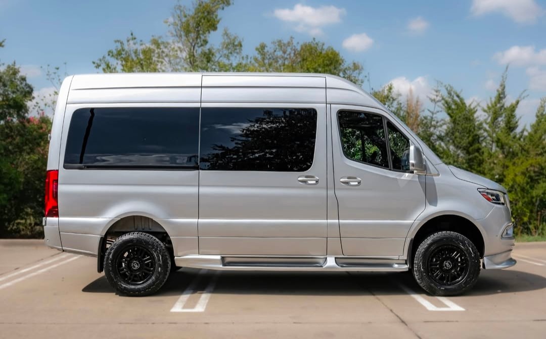 Premium 2022 Mercedes-Benz Sprinter 2500 4WD Passenger Van