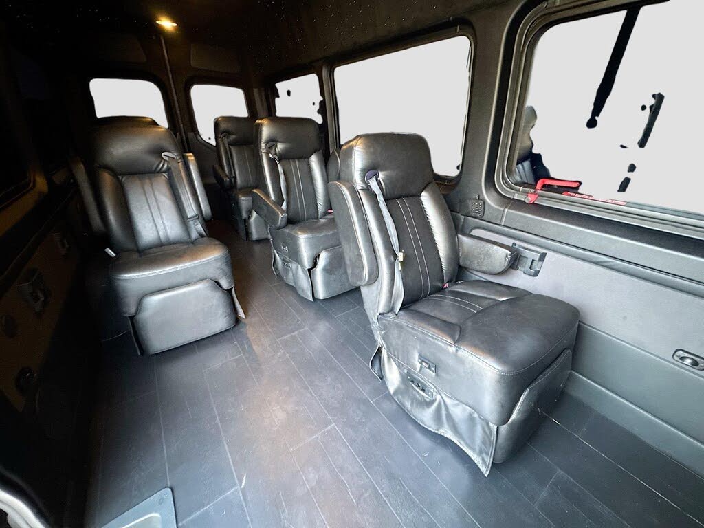 2022 Mercedes-Benz Sprinter 2500 170 High Roof Passenger Van RWD