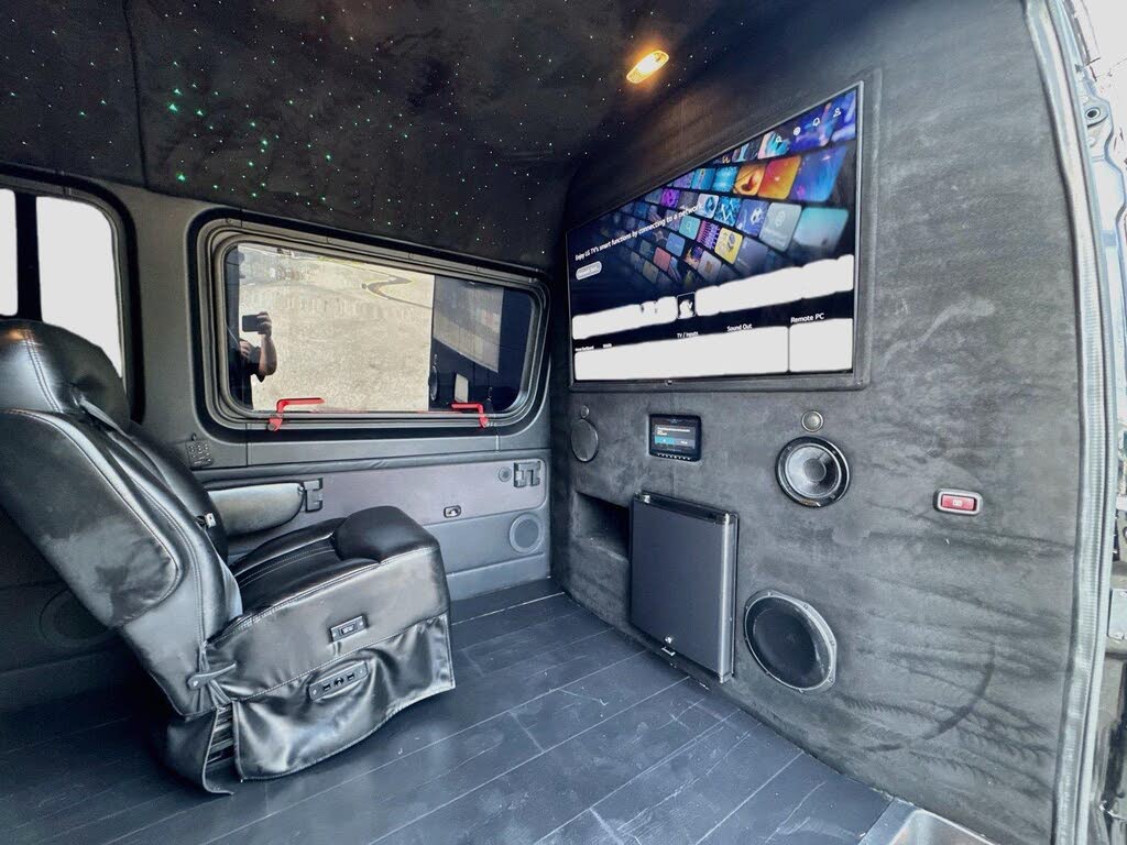 2022 Mercedes-Benz Sprinter 2500 170 High Roof Passenger Van RWD