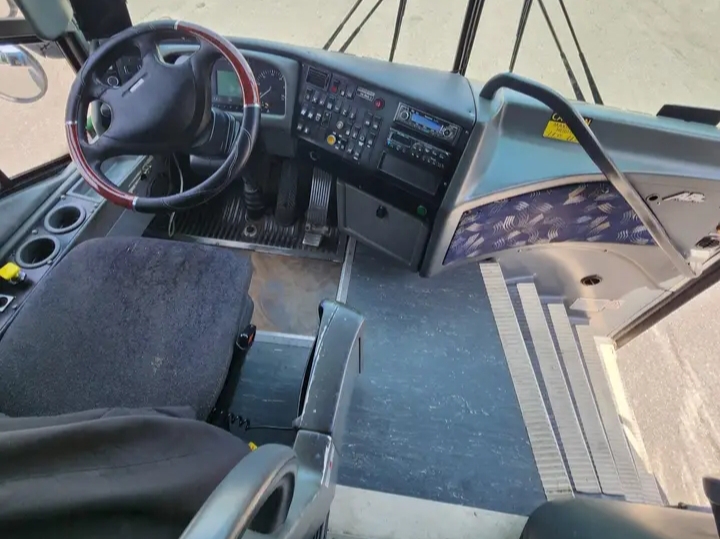 2008 VanHool C2045 Motorcoach