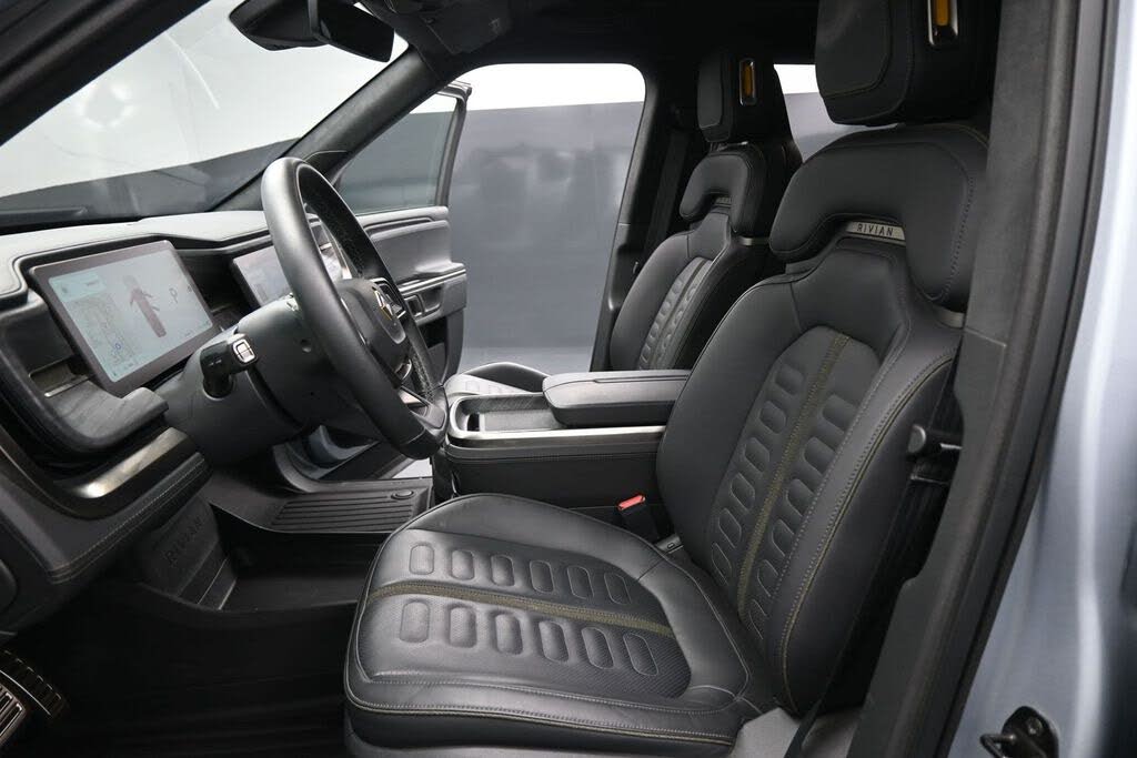 2023 Rivian R1S Adventure Quad Motor AWD-SUV