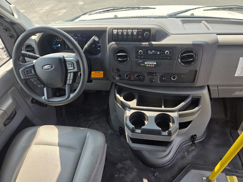 2024 Ford E-450 Shuttle Bus