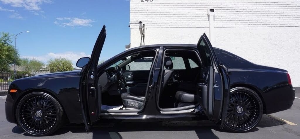 2018 Rolls-Royce Ghost RWD -Sedan