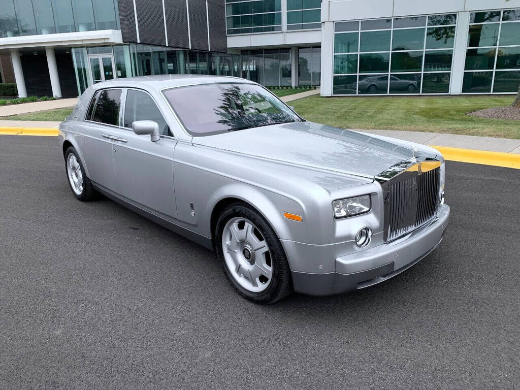 2004 Rolls-Royce Phantom Base -Sedan