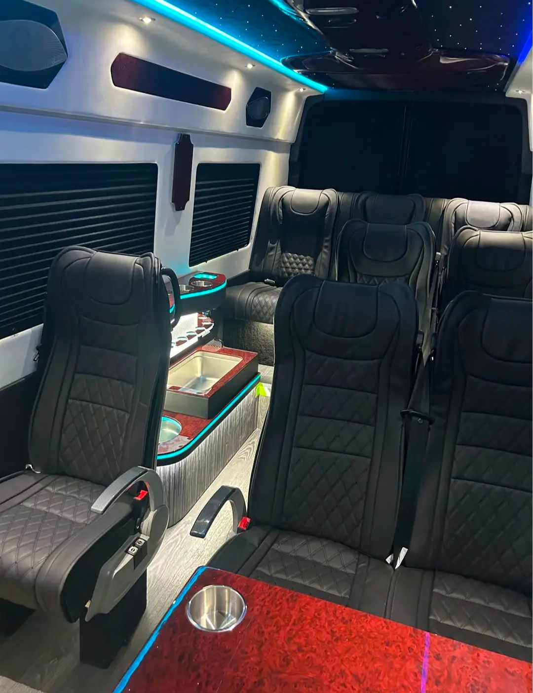 2023 Mercedes-Benz Sprinter 2500 – Premium Passenger Van