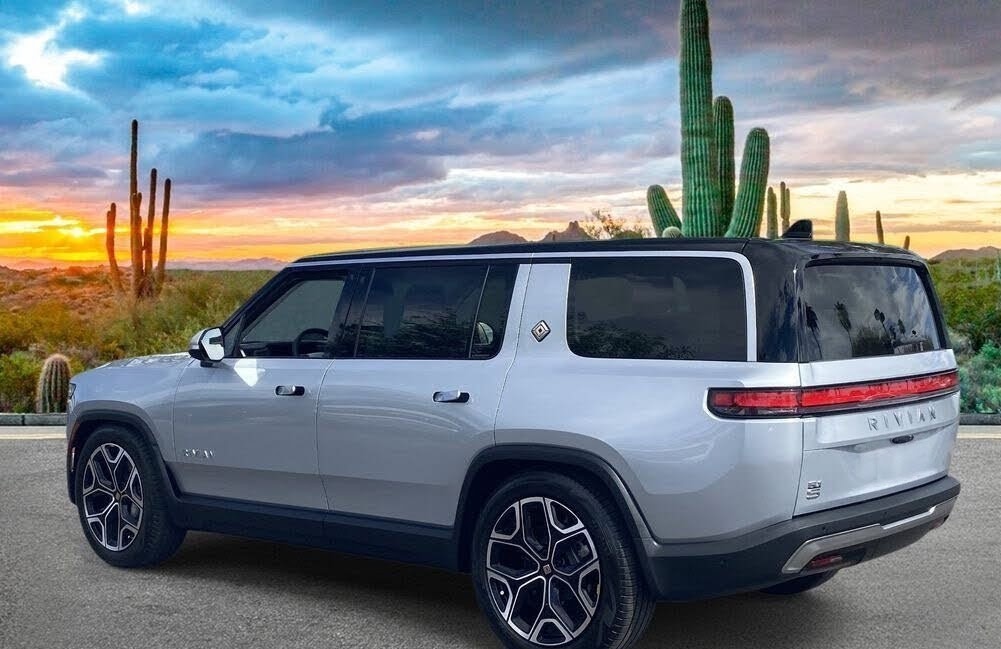 2024 Rivian R1S Adventure Dual Motor-SUV