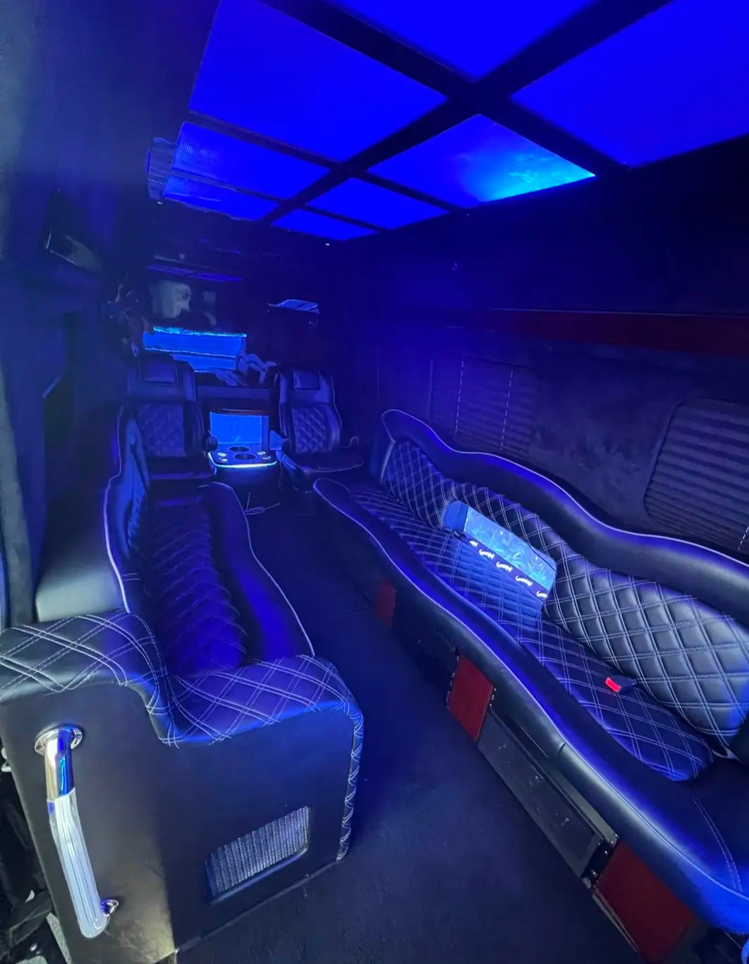 2014 Mercedes-Benz Sprinter 2500 Passenger Limo – Extended