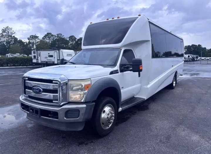 2014 Ford F-550 Shuttle Bus For Sale